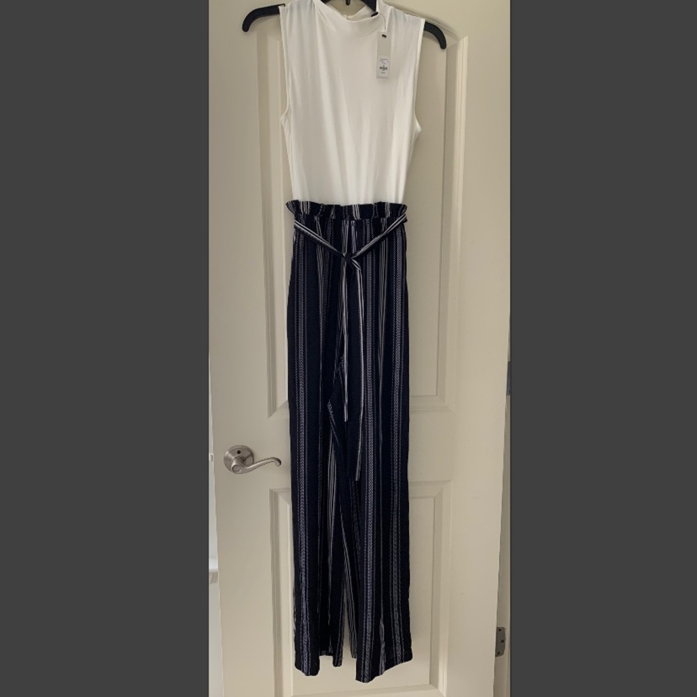 High waisted sleeveless romper